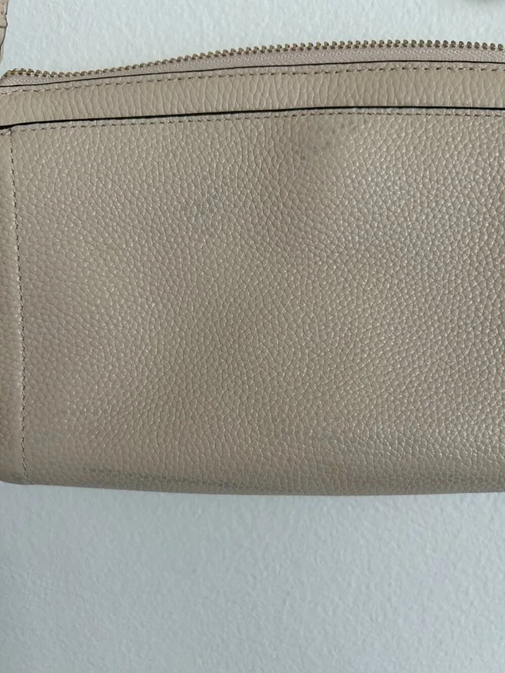 Kate Spade New York Knott Small Leather Crossbody Bag in Milk Glass Cream